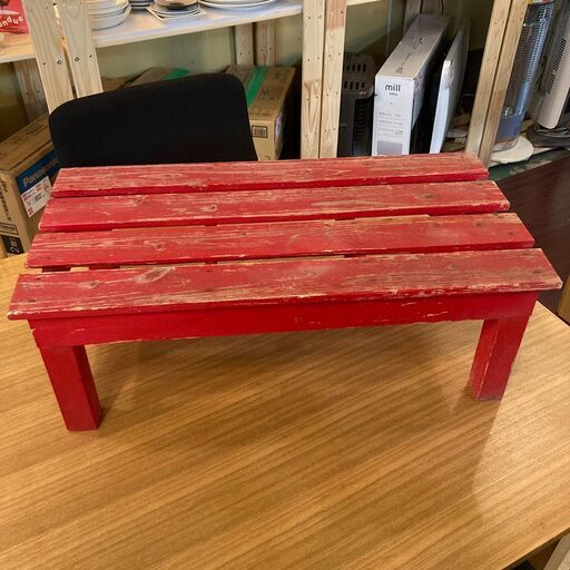 木製ディスプレイ レッド コーヒーテーブル