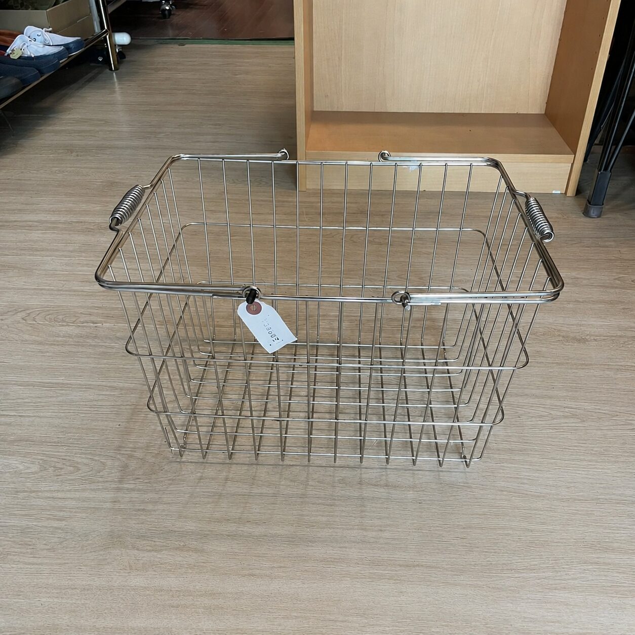 取っ手付きワイヤーバスケット